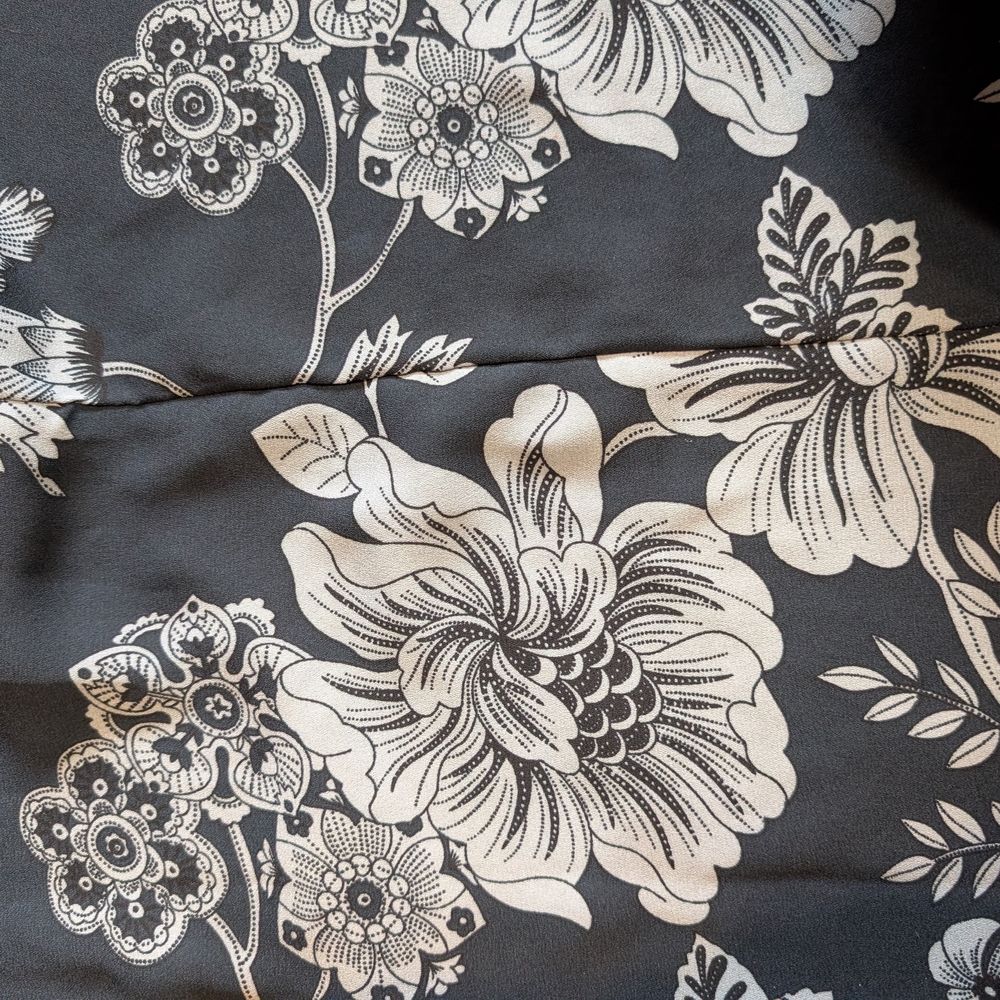 Floral Black and Gray Women's Top - Picture 4 of 5